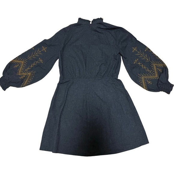 Chic Mini Dress - Picture 3 of 3